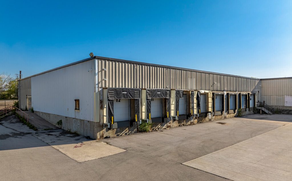 Toronoto Warehouse Space with loading docks