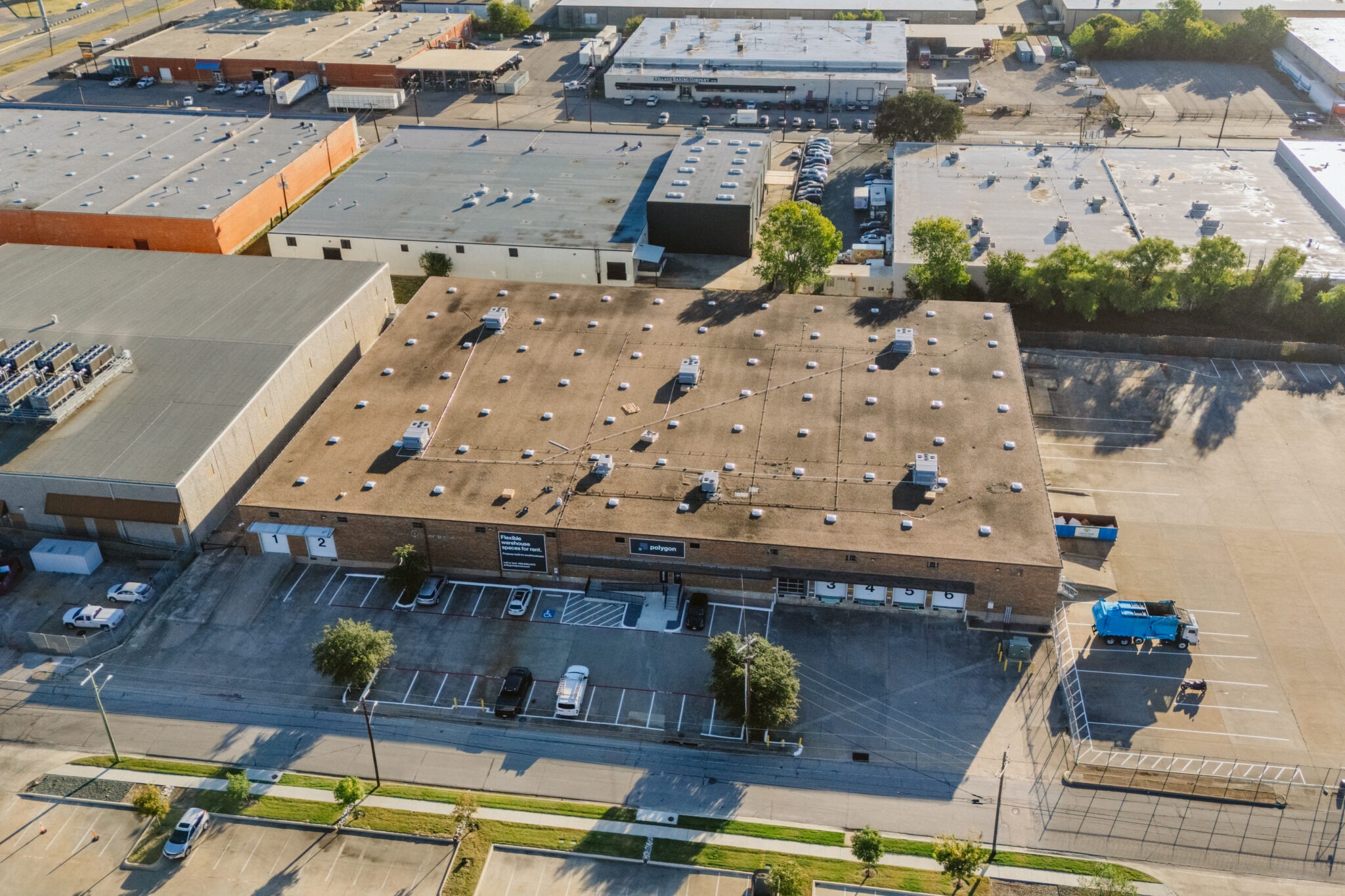 2025-10-22-dal-interior-040